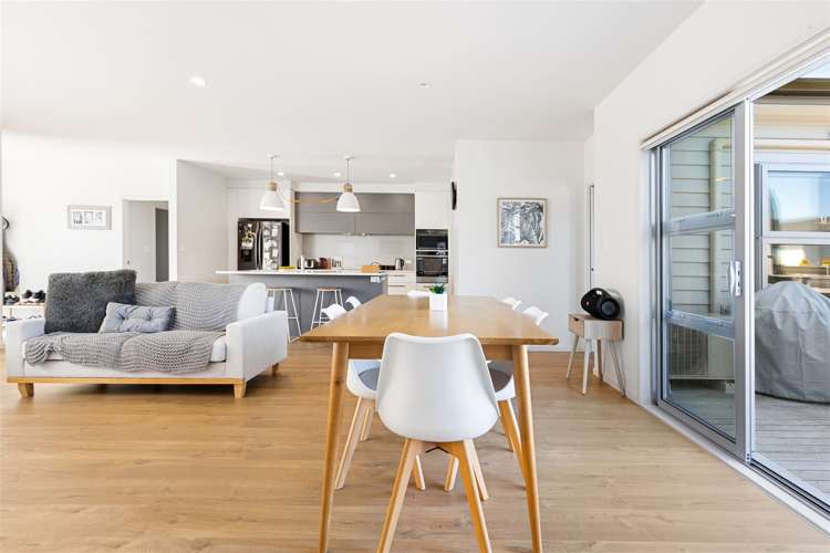 36 Pohutukawa Parade Riverhead_6