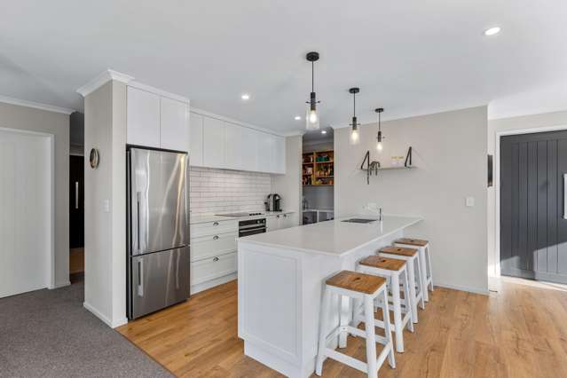 19 Puhitahi Hill Road Paerata_4