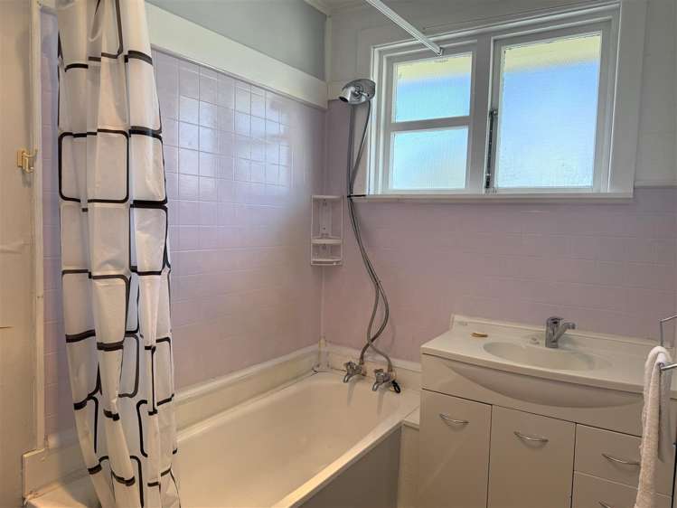 122 Preston Road Greymouth_16