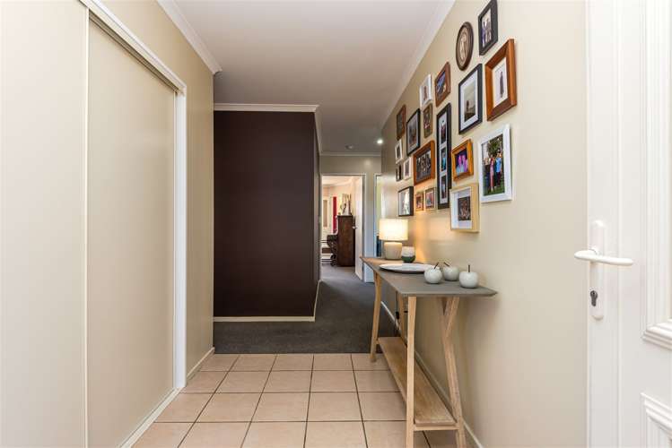 7 Riverwood Boulevard Redwood_21