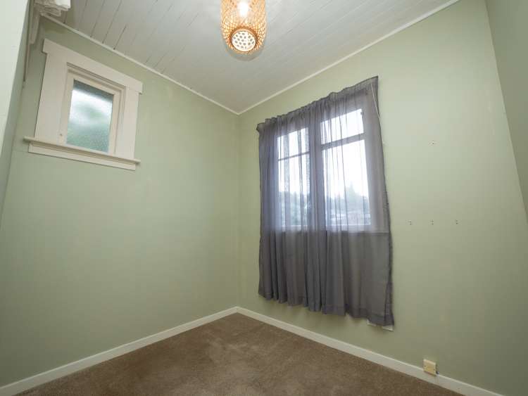 49 Totara Street Ravensbourne_14