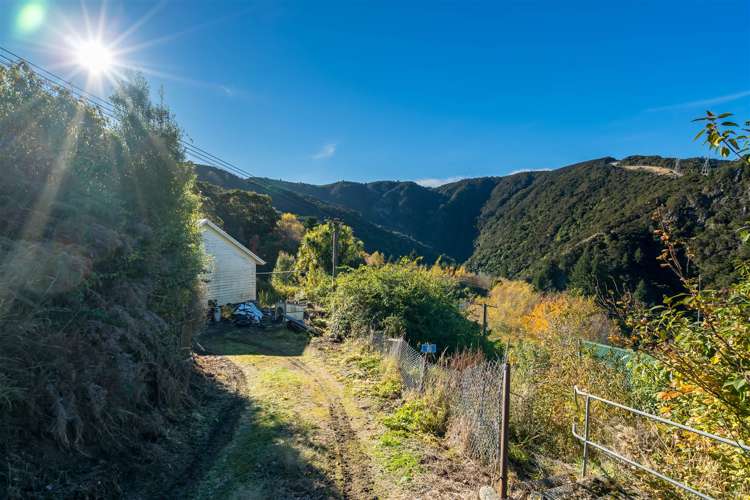 10 Tui Terrace Waipori Falls_7