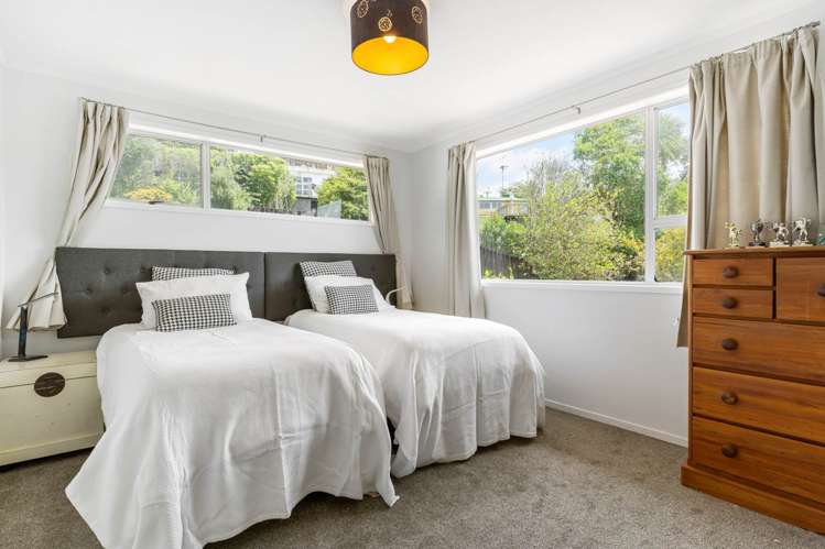 2/7 Malters Place Browns Bay_7