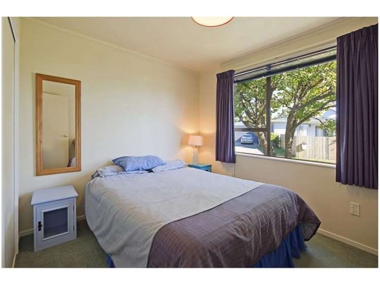 8 Rintoul Place Brightwater_11