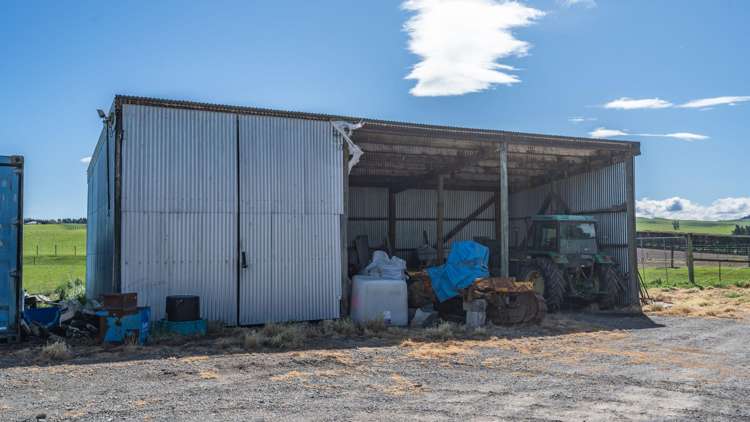 44 Limeworks Road Pyramid Valley_32