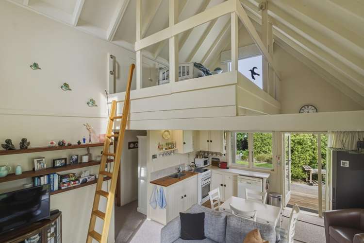 1383 + 1385 Coast Road Karitane_10