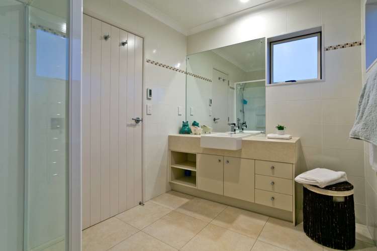 63 Laurel Oak Drive Schnapper Rock_20