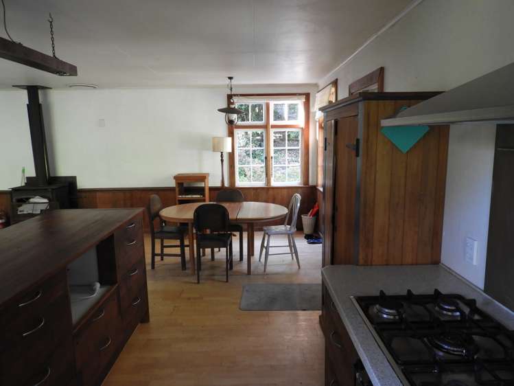 386 Decanter Bay Road Little Akaloa_8