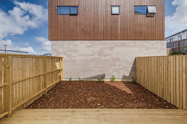 140a Tiriwa Drive Massey_14