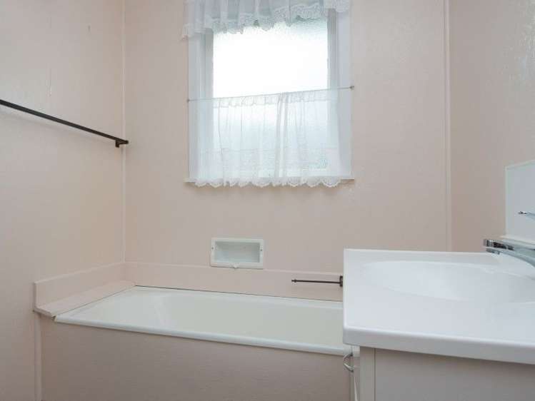 19 Forth Crescent Glenview_8