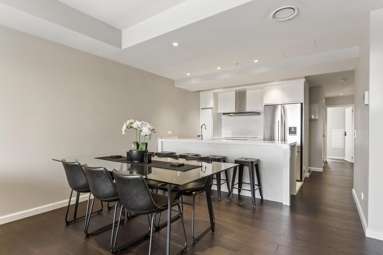 1208/47 Beach Road_4