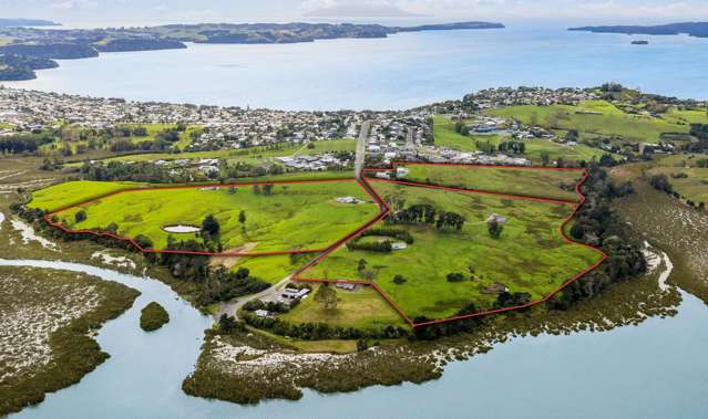 Developers eye 31ha Snells Beach estate