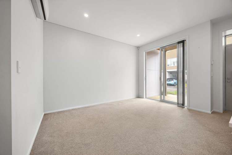 18 Ceramic Lane New Lynn_9