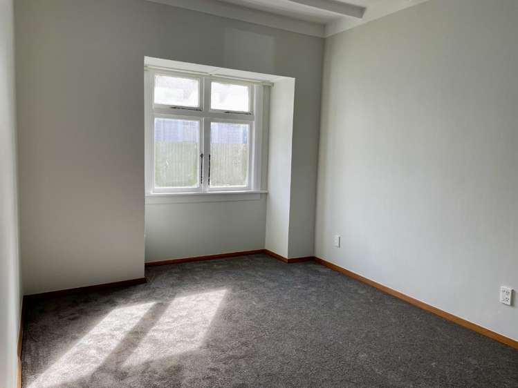 908 Lyell Street 10474_5