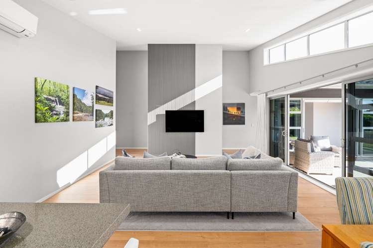 140 Saint James Drive Huntington_6