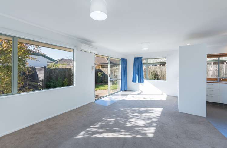 31a Tyree Drive Stoke_7