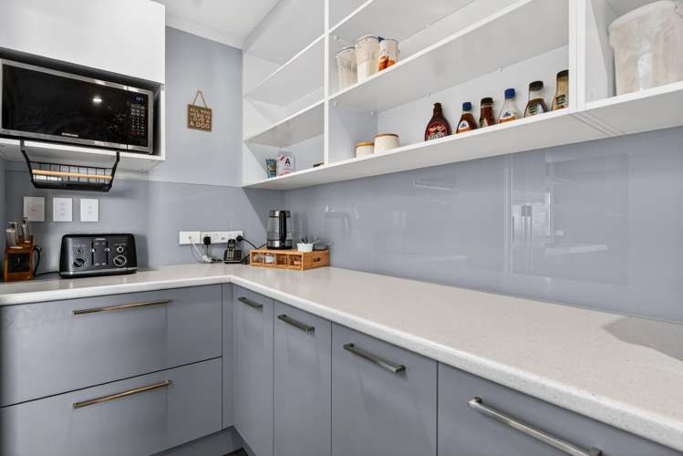 1 Sagra Way Bombay_10