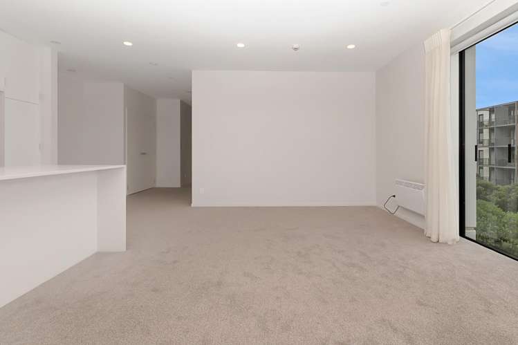 202/3 Bluegrey Avenue 1816_2