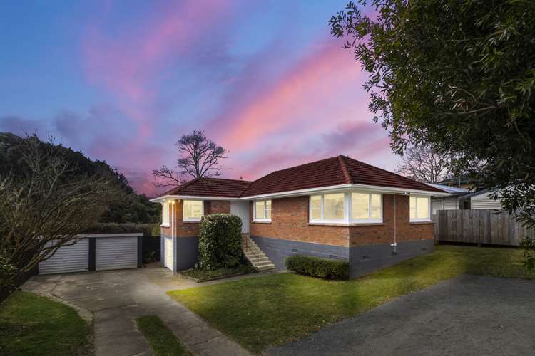 26 Lowtherhurst Road Massey_23