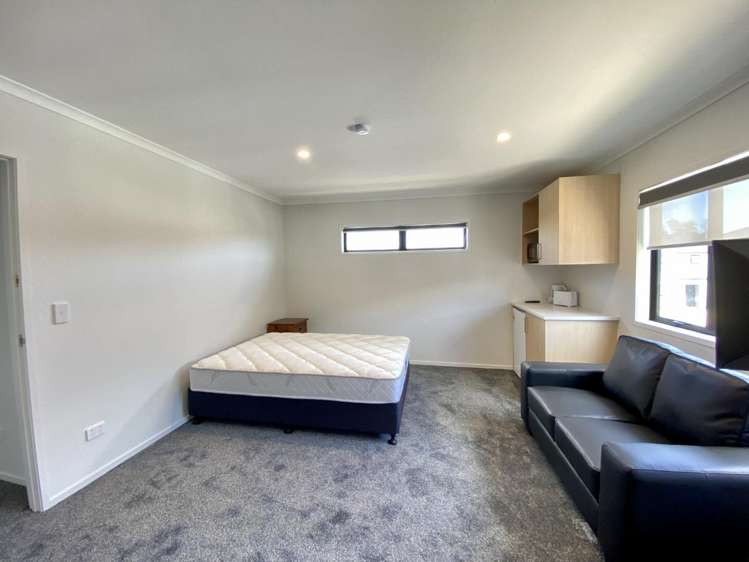 1C/14 Inverness Avenue 1074_3