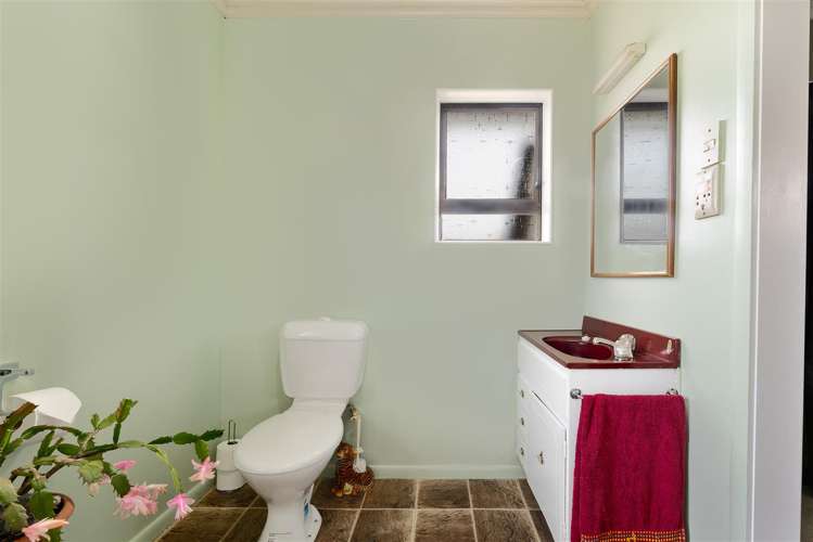 52 Polstead Road Stoke_14