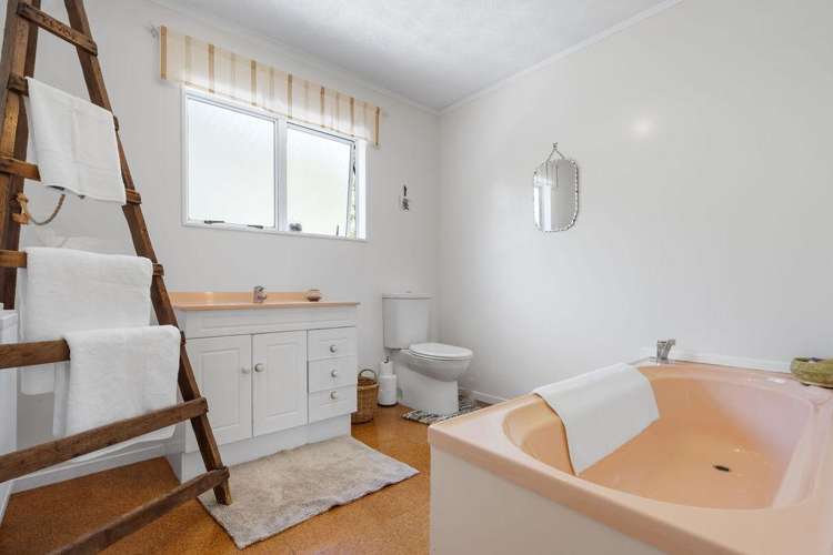 1849 Manawahe Road Manawahe_22