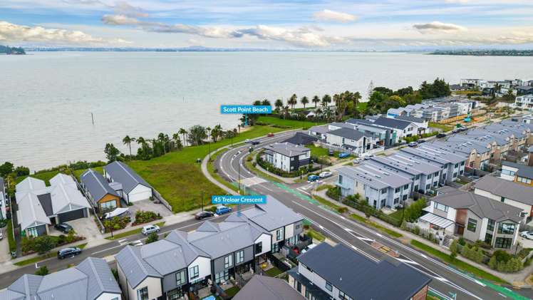 45 Treloar Crescent Hobsonville_23