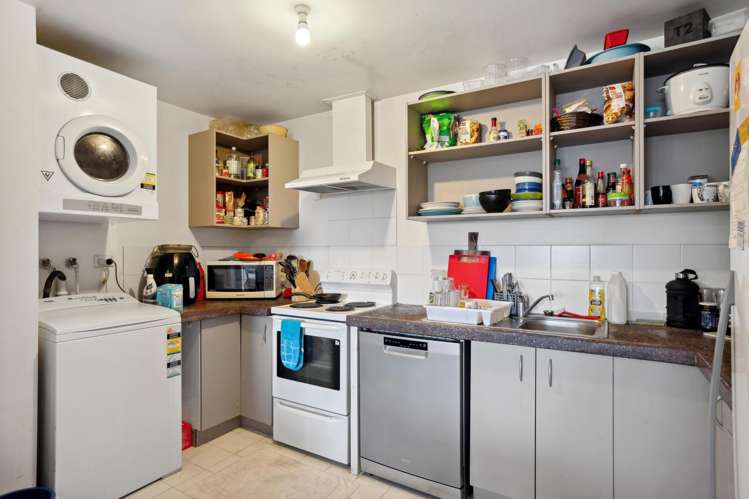 6 Wynyard Crescent Fernhill/Sunshine Bay_20