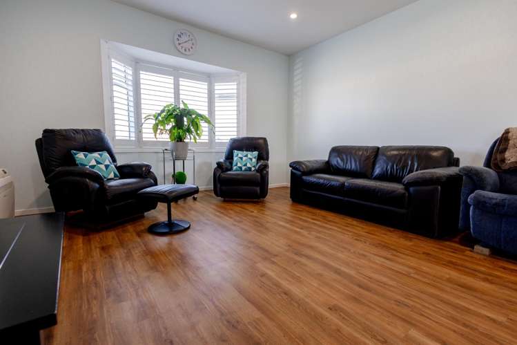 236 Stafford Street Hokitika_10