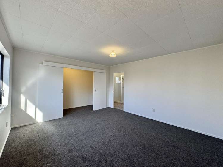 74B May Road Mount Roskill_23