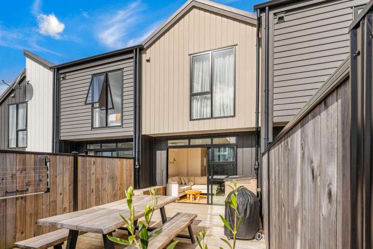 23 Treloar Crescent Hobsonville_9