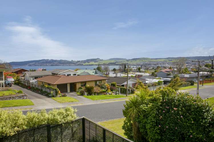 1/70 Ngamotu Road Hilltop_18