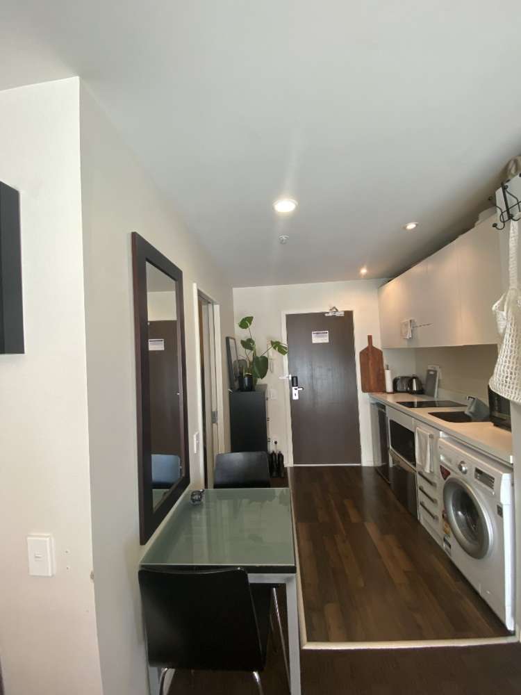 1205/10 Waterloo Quadrant City Centre_10