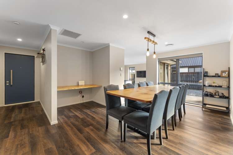 16 Verdeco Boulevard Lincoln_6