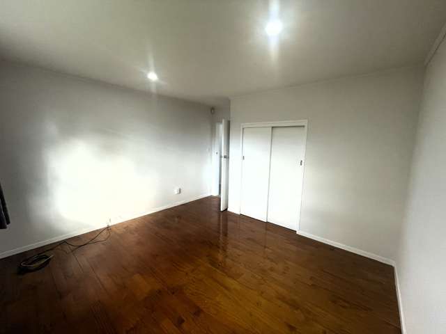 27 Universal Drive Henderson_4