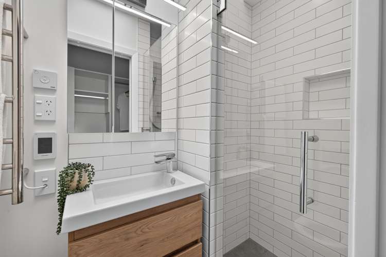 81 St Davids Street Lyttelton_12