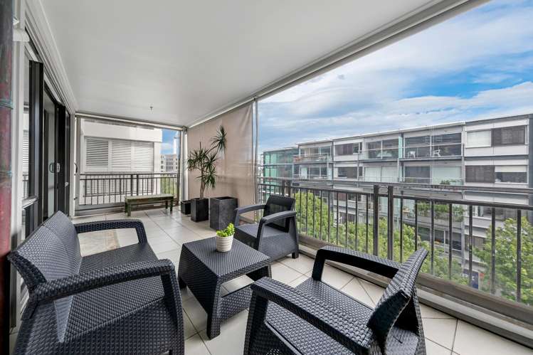 4A/132 Customs Street Auckland Central_10