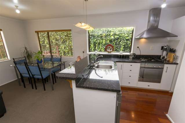 17 Queens Avenue Waikuku Beach_2