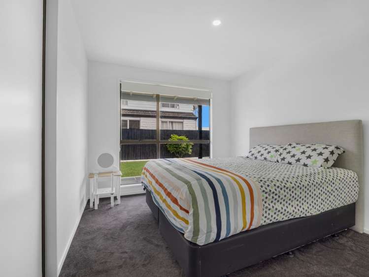 16 Heathglen Avenue Parklands_11