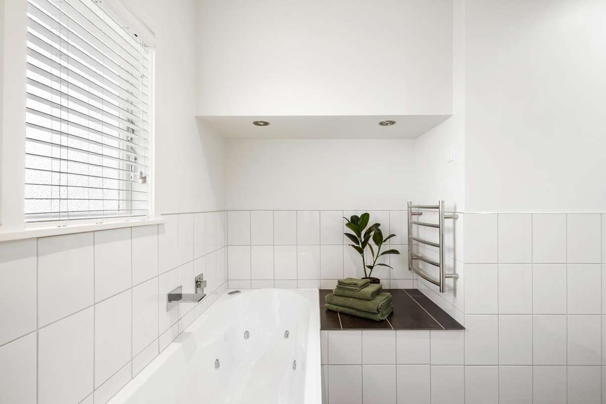 87 Avondale Road_5