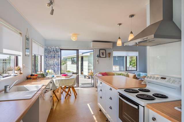 28A Moana Street Otaki Beach_4