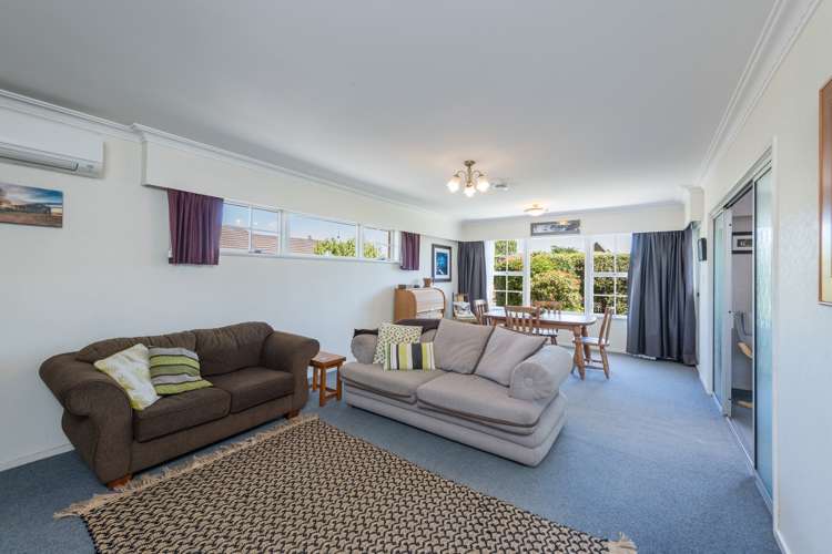 3 Balmoral Place Stoke_12