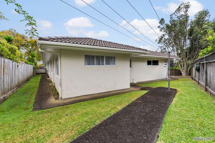 9 Redfern Lane Glenfield_25