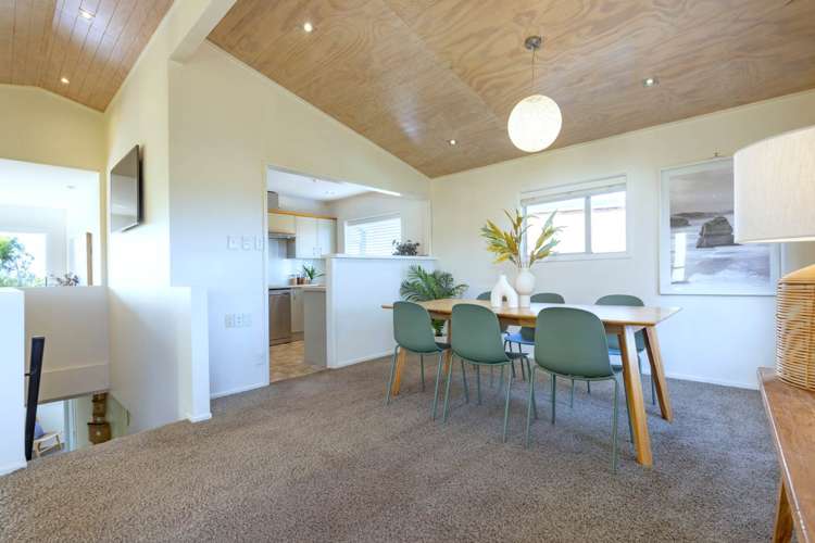 16 Arapito Road Titirangi_13