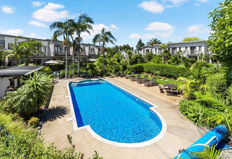 20/92 Bush Road Albany_8