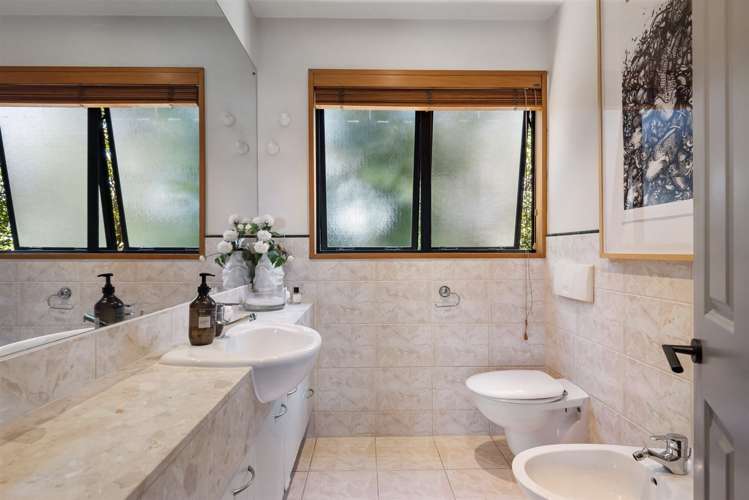 11 Midway Avenue Castor Bay_16