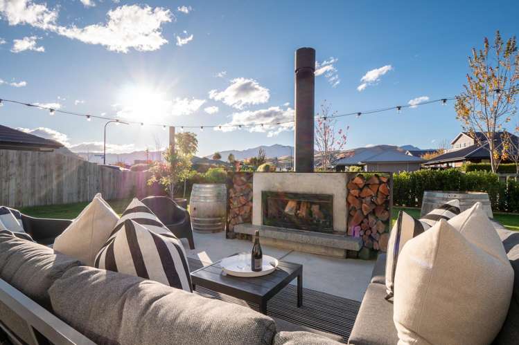 37 Myles Way Lower Shotover_21