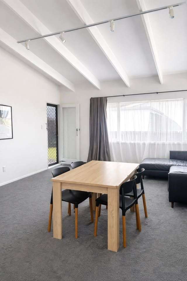 1/1A Yeovil Road Te Atatu Peninsula_1