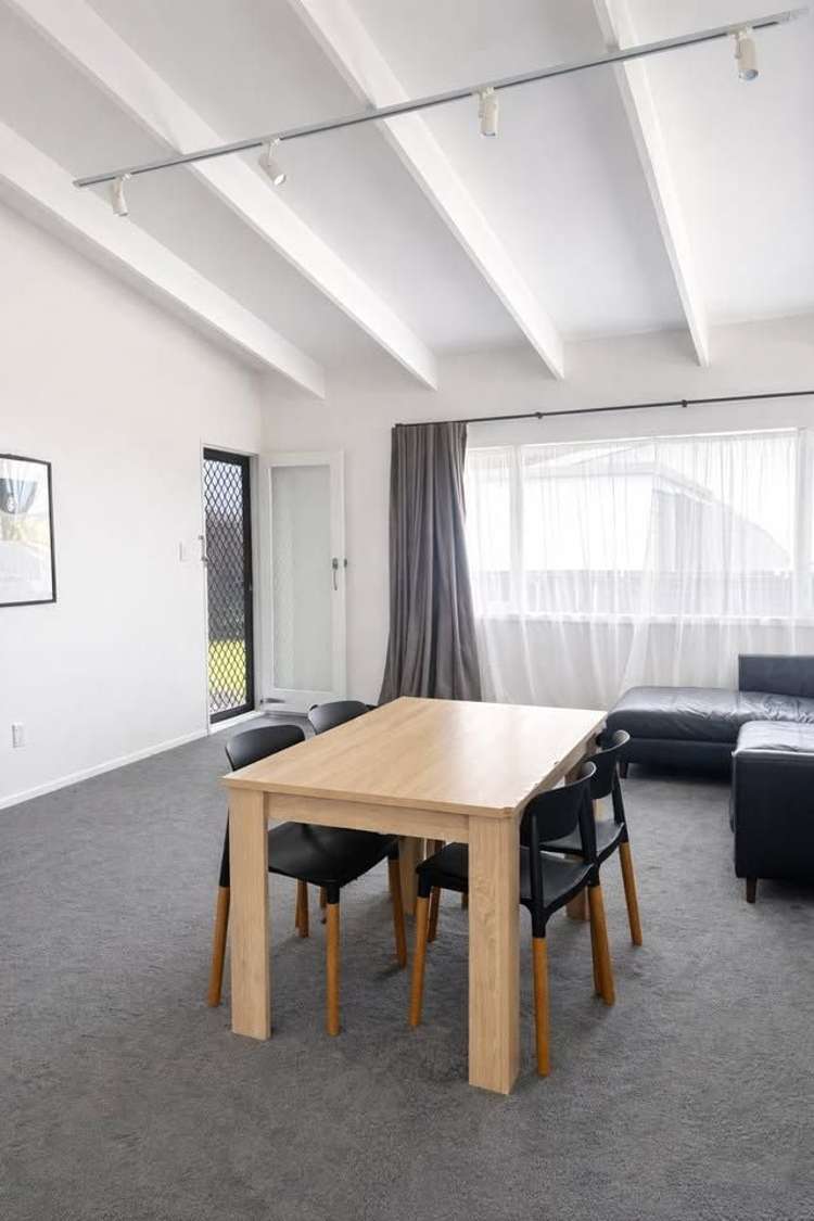 1/1A Yeovil Road Te Atatu Peninsula_1