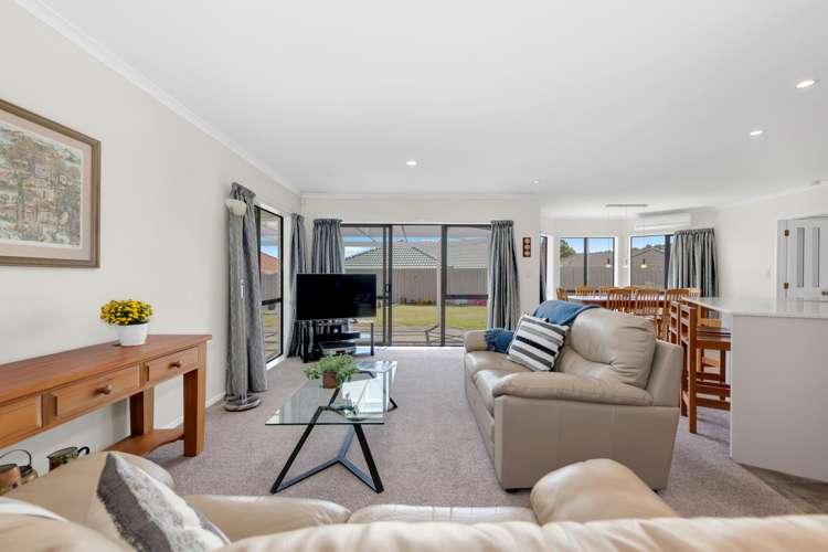 6 Mullagh Place East Tamaki Heights_14